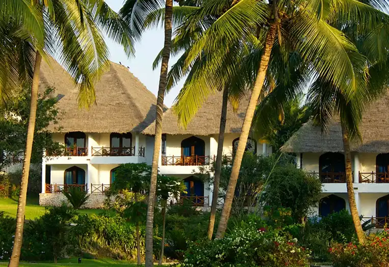 Bluebay Beach Resort dining
