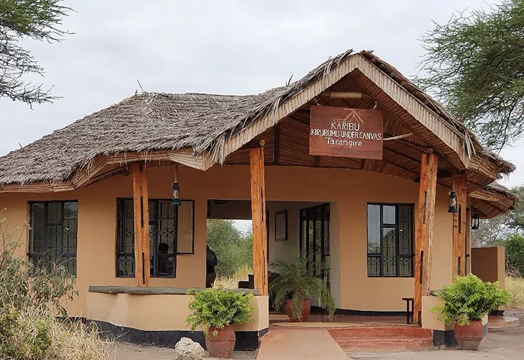 Kirurumu Tarangire Lodge room