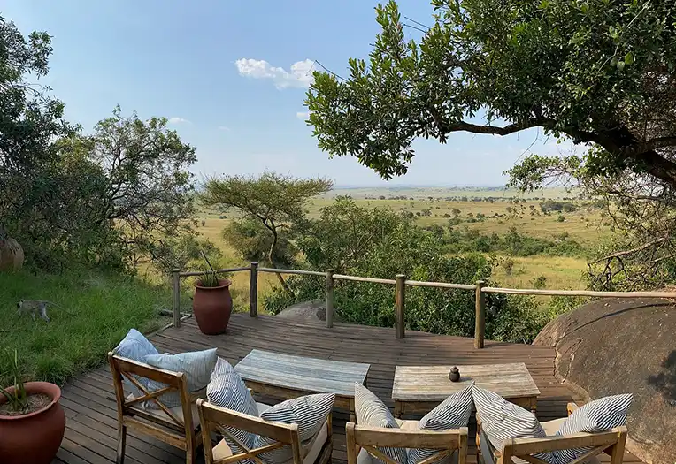 Nomad Lamai Serengeti lounge room